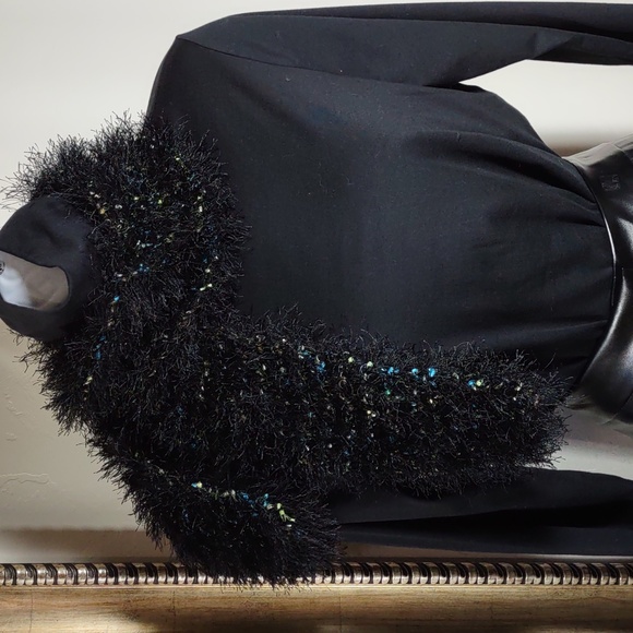 Artisan Crafted Hand Crochet Eyelash Fringe Scarf - Picture 3 of 4